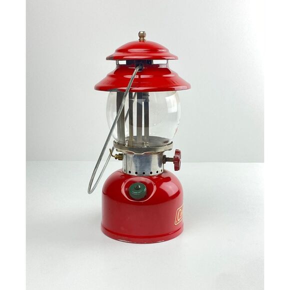 Vintage 1966 Red Coleman Single Mantle Lantern Model 200A w Orig. Box & Mantles - Picture 10 of 11